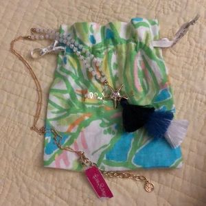Lilly Pulitzer starfish necklace with bag